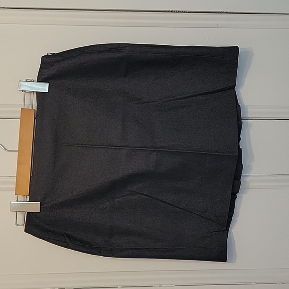 Body by Victoria Secrets mini skirt - Picture 1 of 6